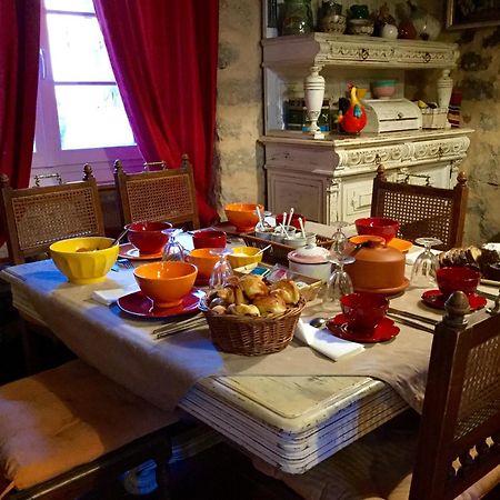 Au Puits De La Fontaine Ξενοδοχείο Tavernes Εξωτερικό φωτογραφία