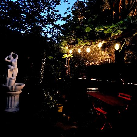 Au Puits De La Fontaine Ξενοδοχείο Tavernes Εξωτερικό φωτογραφία