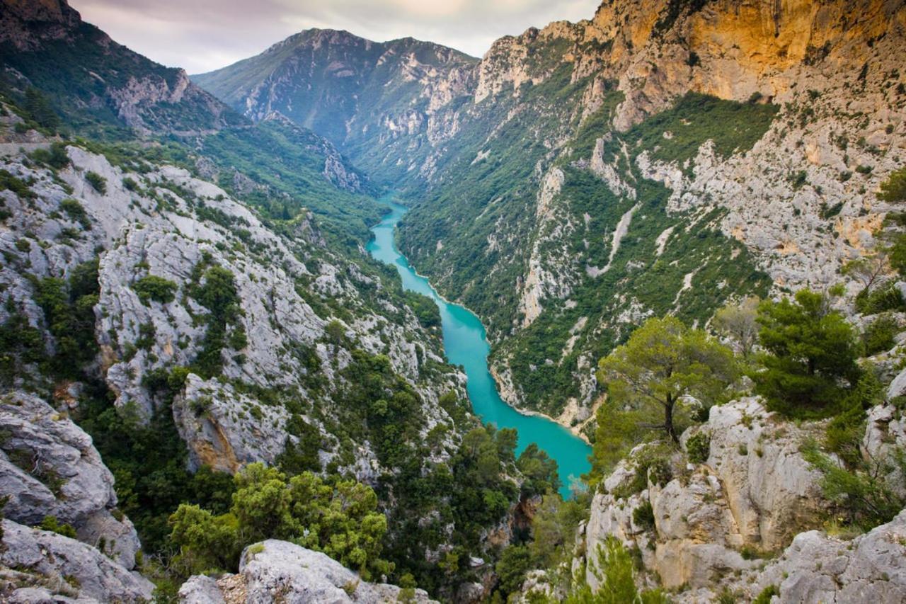 Au Puits De La Fontaine Ξενοδοχείο Tavernes Εξωτερικό φωτογραφία